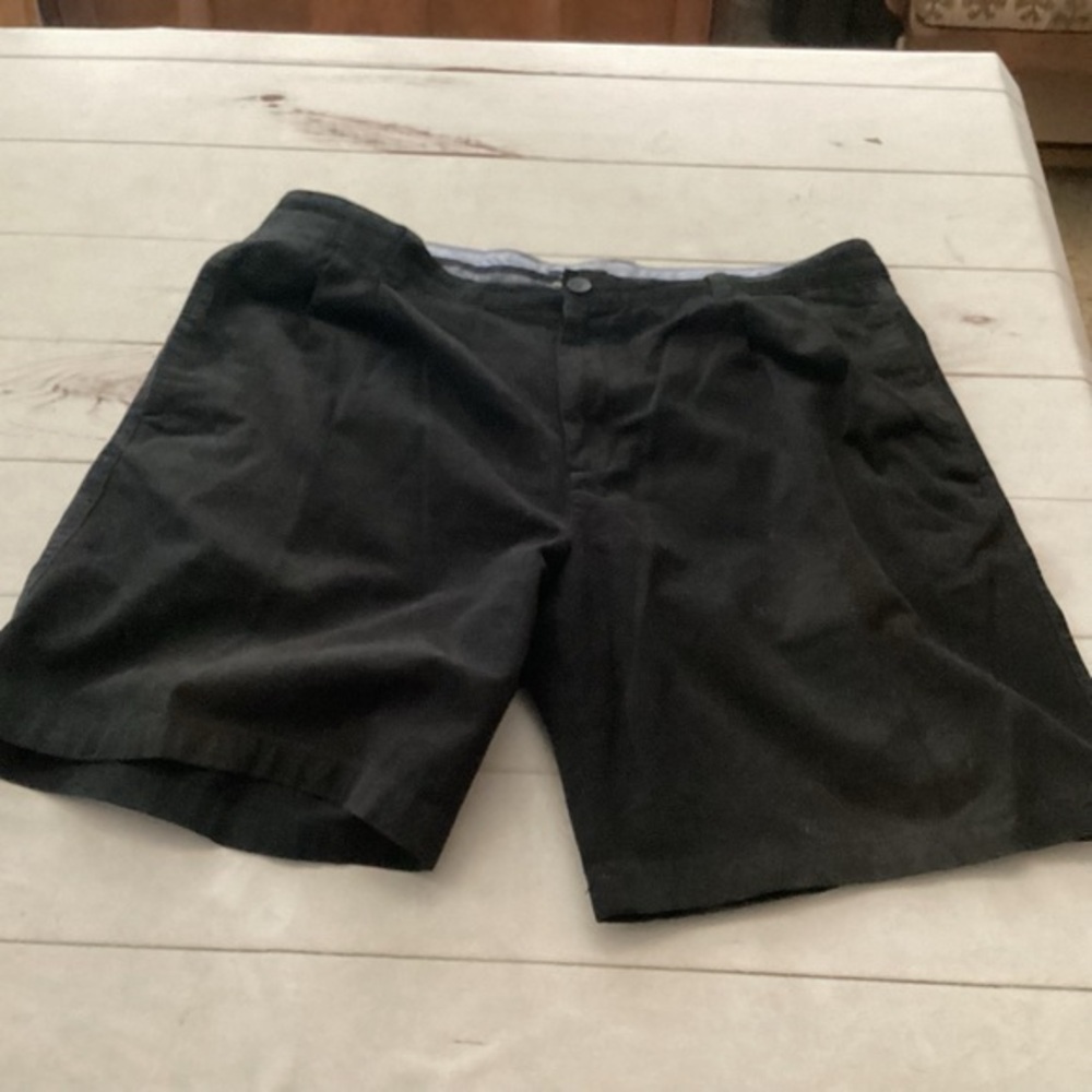 GUC Mens  Club Room Shorts  100% Cotton Size 38